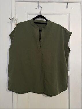 Figs Olive Rafaela Scrub Top Size Medium